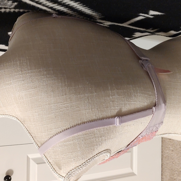 💕 Vintage EUC Victoria's Secret Dream Angels Lined Demi Underwire Bra, Lavender - Picture 6 of 10